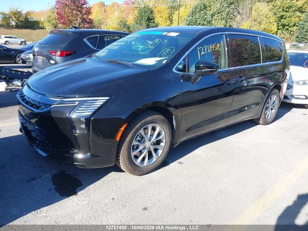 2027 CHRYSLER PACIFICA Limited — I2