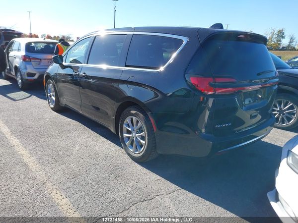 2027 CHRYSLER PACIFICA Limited — I3