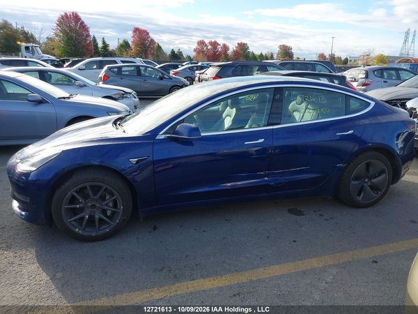 2020 TESLA MODEL 3 — I14