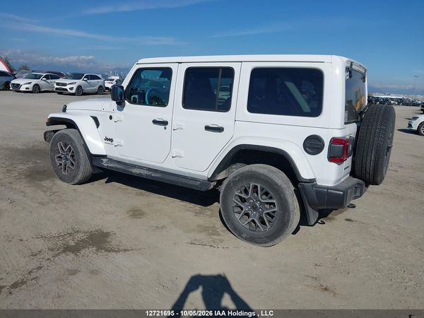 2025 JEEP WRANGLER SAHARA — I3
