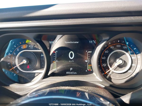 2025 JEEP WRANGLER SAHARA — I7