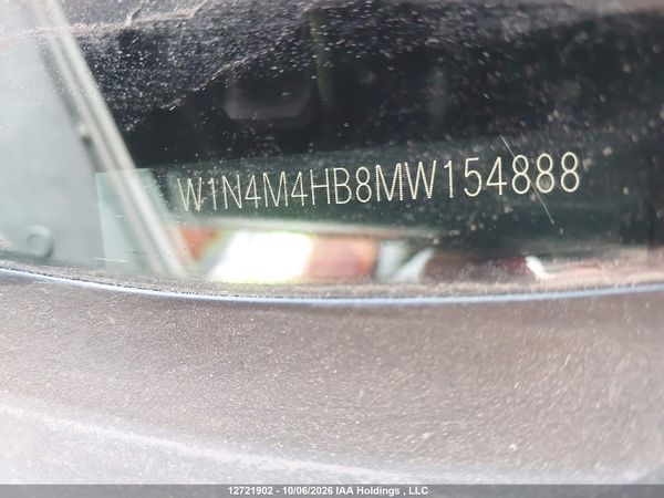 2021 MERCEDES-BENZ GLB 250 4MATIC — I18