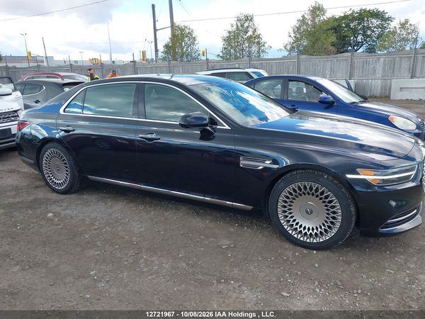 2020 GENESIS G90 — I13