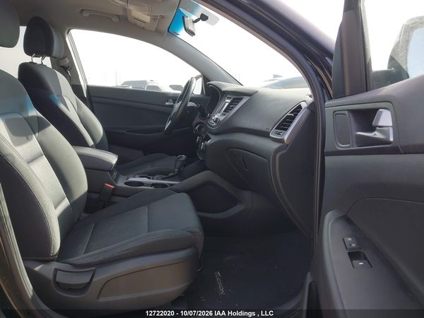 2017 HYUNDAI TUCSON LIMITED/SPORT AND ECO/SE — I5