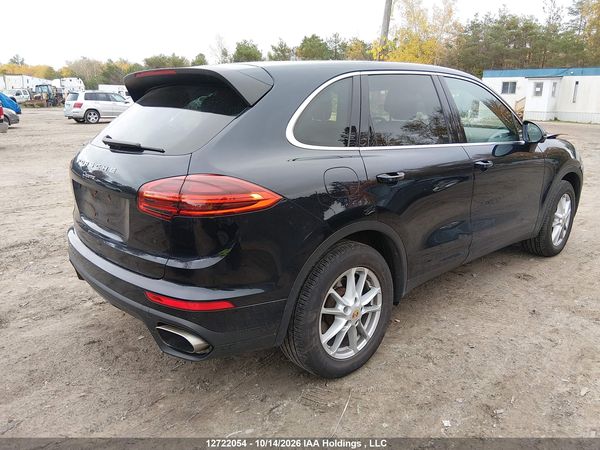 2016 PORSCHE CAYENNE — I4