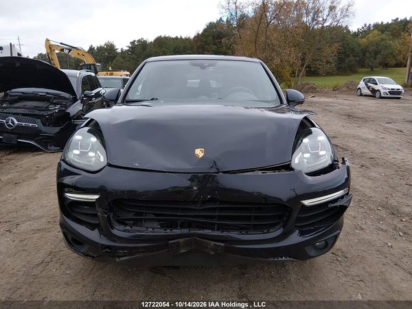 2016 PORSCHE CAYENNE — I12