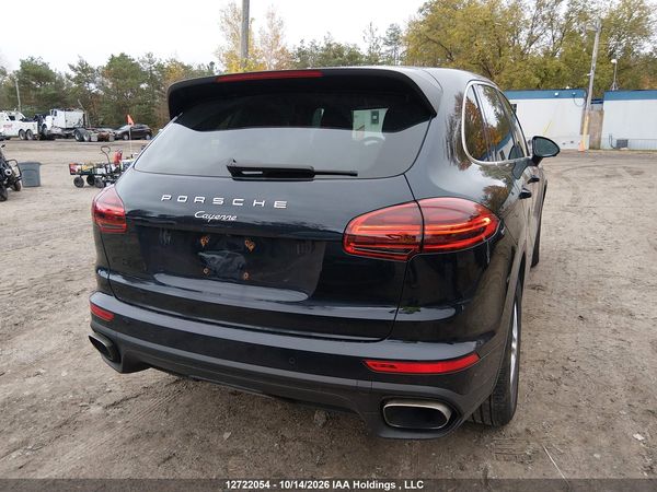 2016 PORSCHE CAYENNE — I16