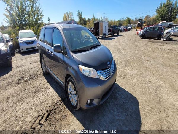 2013 TOYOTA SIENNA XLE/LIMITED — I1