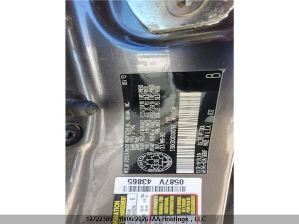 2013 TOYOTA SIENNA XLE/LIMITED — I9