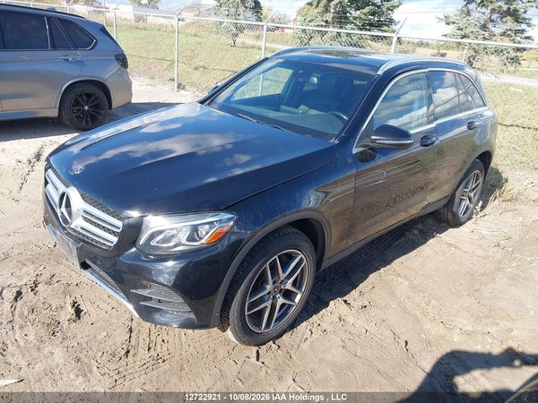 2017 MERCEDES-BENZ GLC 300 — I2