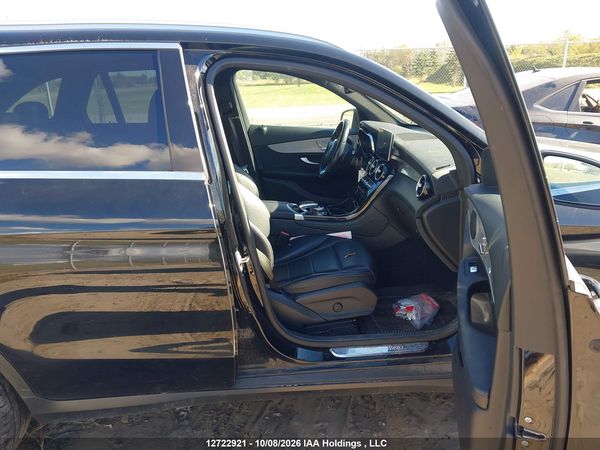 2017 MERCEDES-BENZ GLC 300 4MATIC — I5