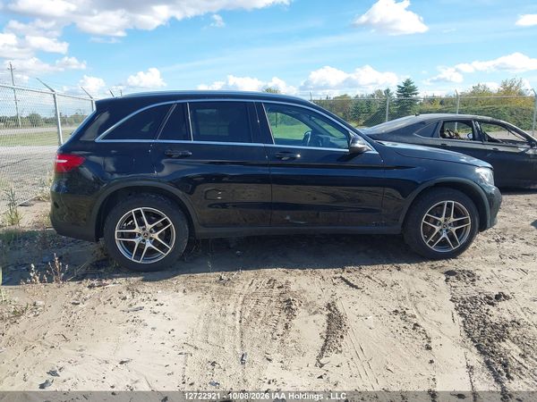 2017 MERCEDES-BENZ GLC 300 4MATIC — I14