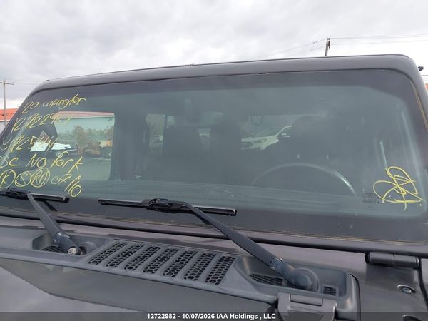 2020 JEEP WRANGLER UNLIMITED SAHARA — I16
