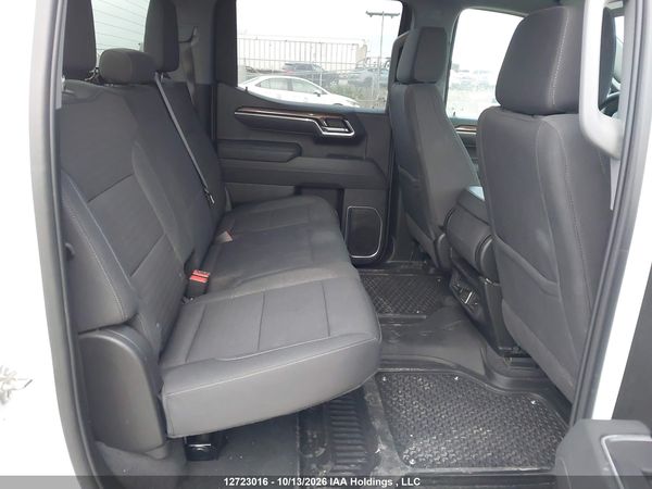 2025 CHEVROLET SILVERADO K1500 LT — I8