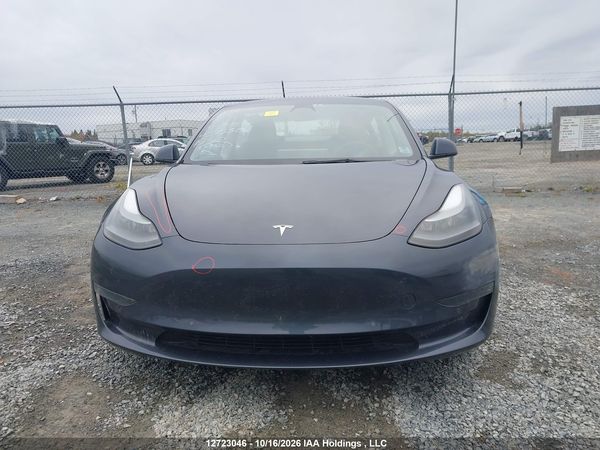 2022 TESLA MODEL 3 RWD/STANDARD RANGE — I13