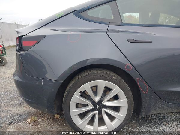 2022 TESLA MODEL 3 RWD/STANDARD RANGE — I21