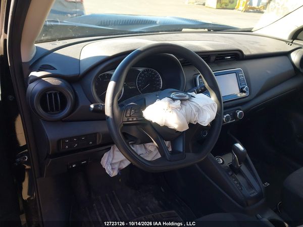 2024 NISSAN KICKS S — I21