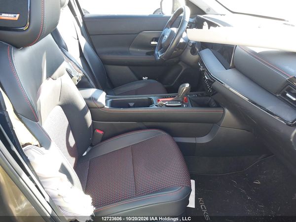 2025 NISSAN KICKS SR PREMIUM — I5