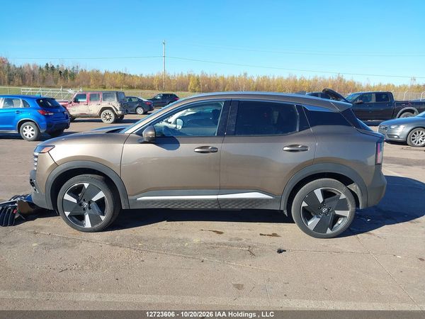 2025 NISSAN KICKS SR PREMIUM — I15