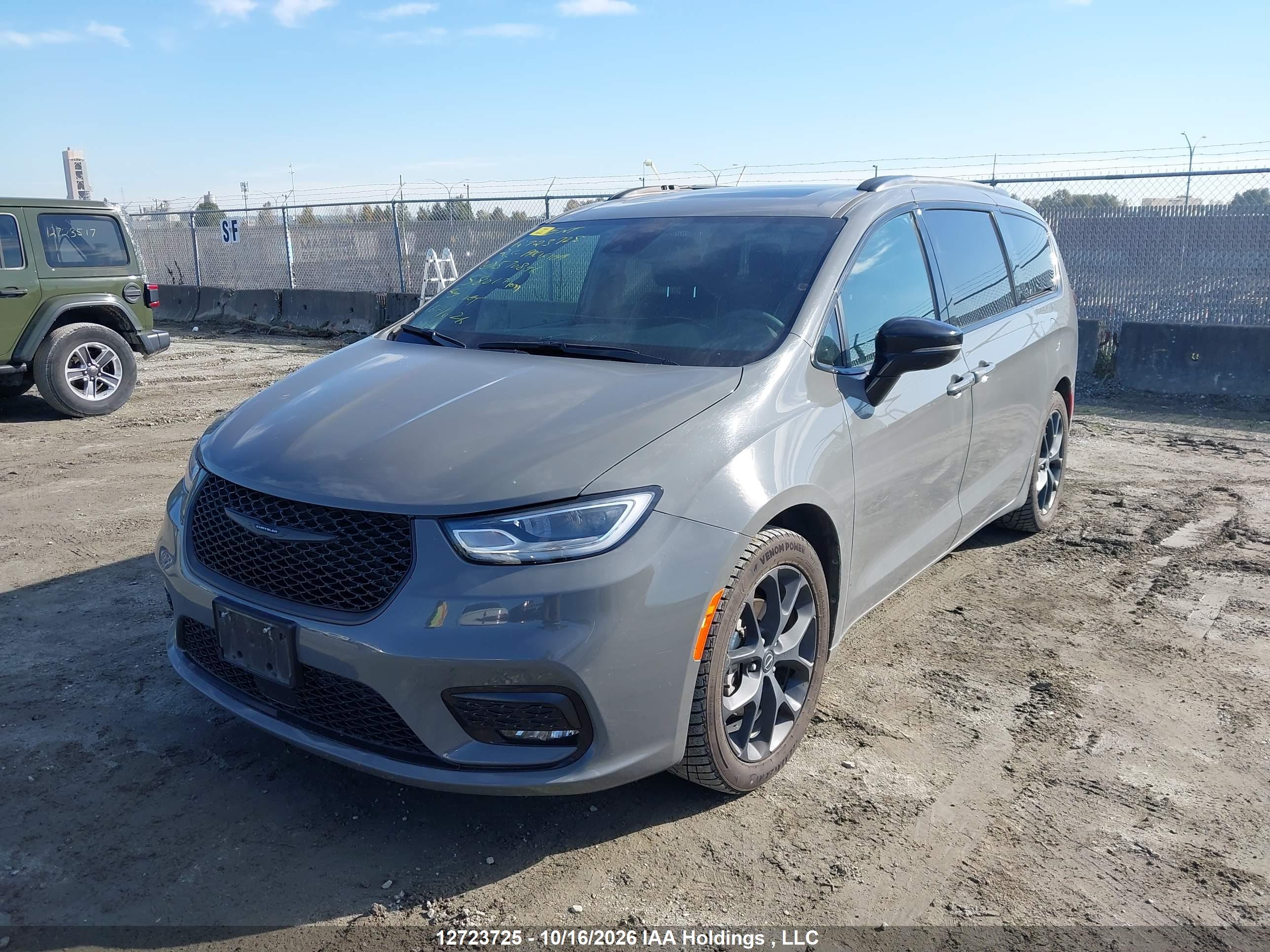 2025 CHRYSLER PACIFICA LIMITED — I2