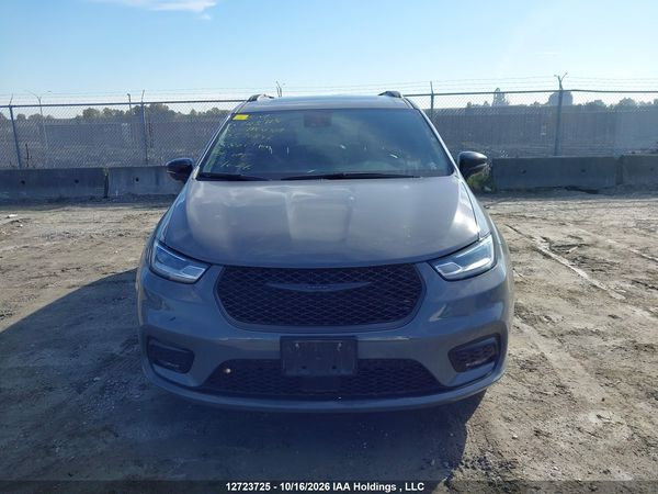 2025 CHRYSLER PACIFICA LIMITED — I12