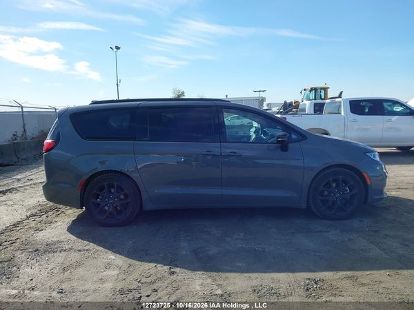 2025 CHRYSLER PACIFICA LIMITED — I13