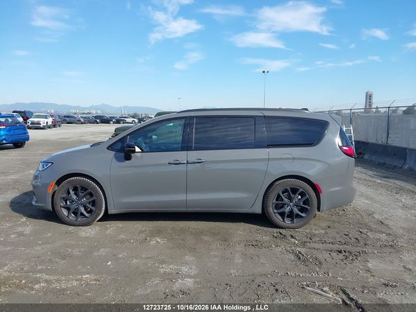 2025 CHRYSLER PACIFICA LIMITED — I14