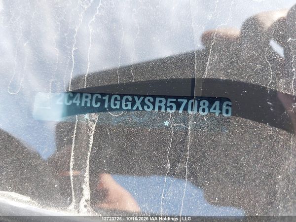 2025 CHRYSLER PACIFICA LIMITED — I17