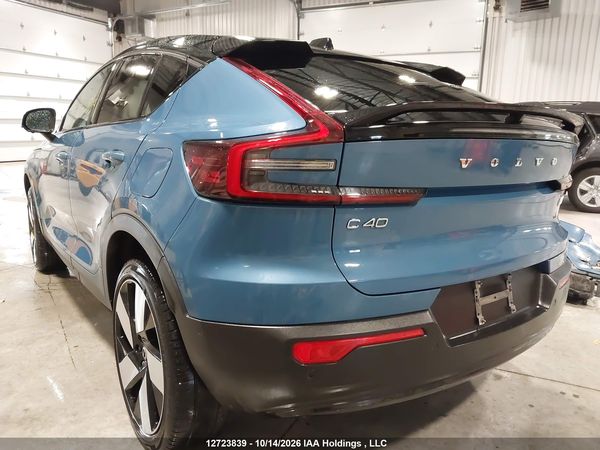 2022 VOLVO C40 P8 RECHARGE ULTIMATE — I3