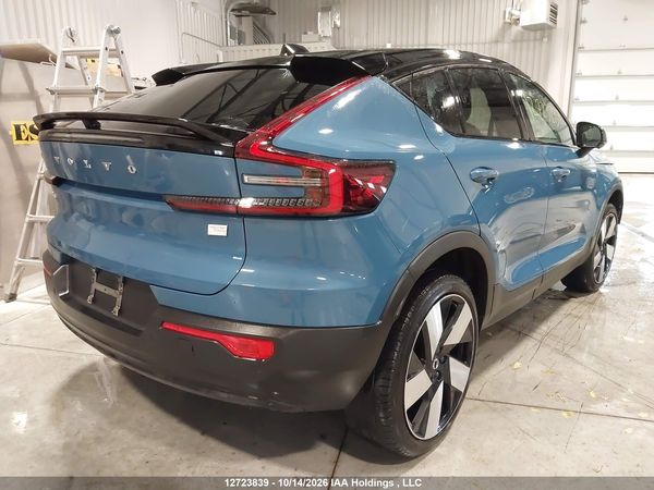 2022 VOLVO C40 P8 RECHARGE ULTIMATE — I4
