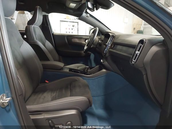2022 VOLVO C40 P8 RECHARGE ULTIMATE — I5