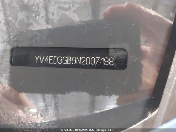 2022 VOLVO C40 P8 RECHARGE ULTIMATE — I20