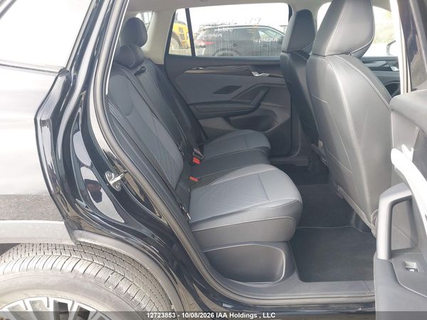 2026 VOLKSWAGEN TIGUAN SE — I8