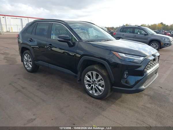 2025 TOYOTA RAV4 XLE — I1