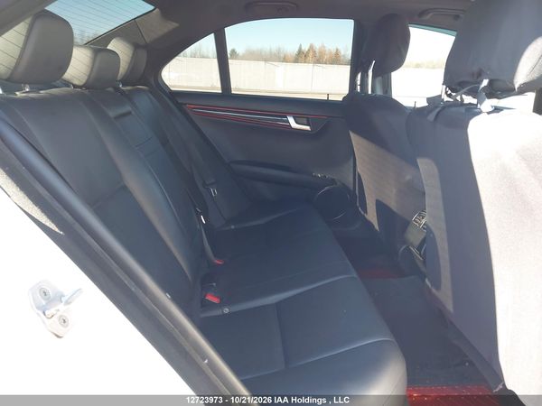 2013 MERCEDES-BENZ C 300 4MATIC — I8