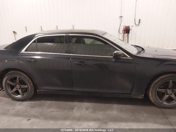 2013 CHRYSLER 300 TOURING — I14