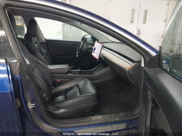 2020 TESLA MODEL 3 — I5