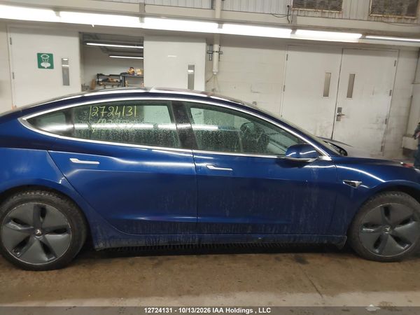 2020 TESLA MODEL 3 — I13