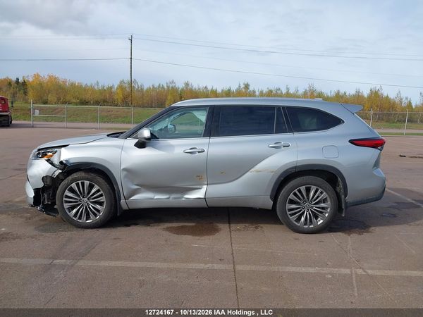 2021 TOYOTA HIGHLANDER PLATINUM — I14