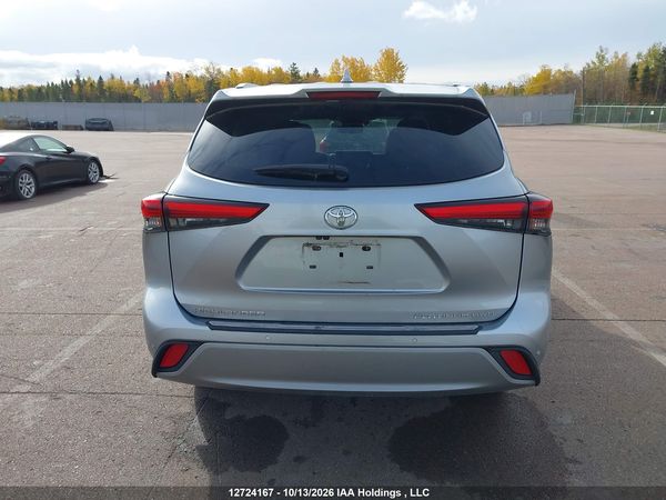 2021 TOYOTA HIGHLANDER PLATINUM — I16