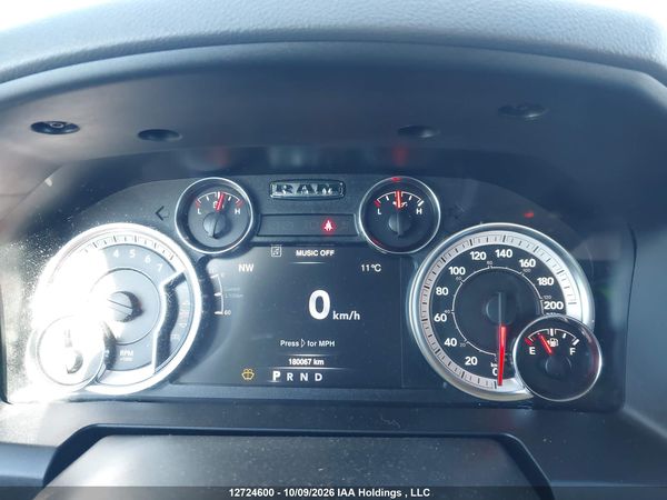 2019 RAM 1500 CLASSIC SLT — I7