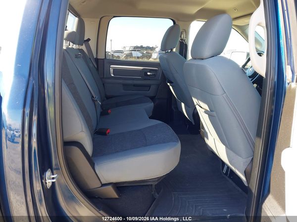 2019 RAM 1500 CLASSIC SLT — I8