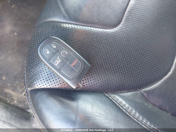 2016 JEEP CHEROKEE LIMITED — I11