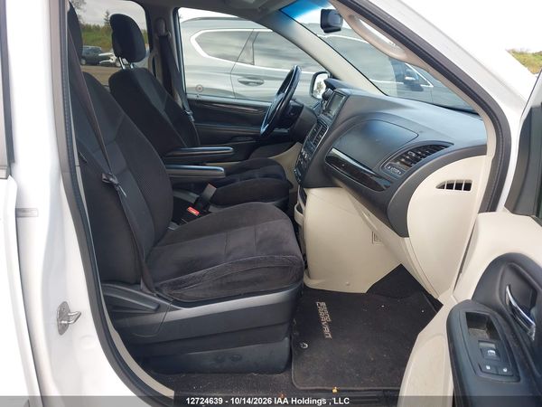 2014 DODGE GRAND CARAVAN SE/SXT — I5