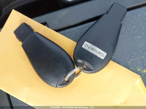 2014 DODGE GRAND CARAVAN SE/SXT — I11