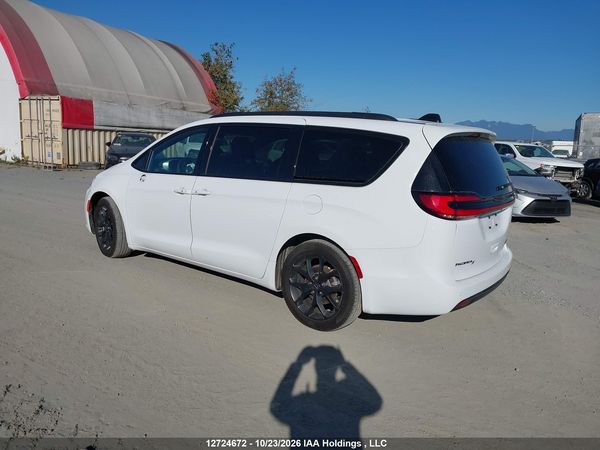 2025 CHRYSLER PACIFICA LIMITED — I3