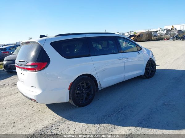 2025 CHRYSLER PACIFICA LIMITED — I4