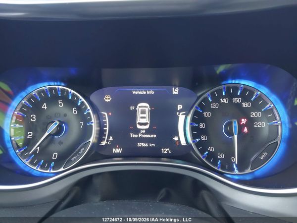 2025 CHRYSLER PACIFICA LIMITED — I7