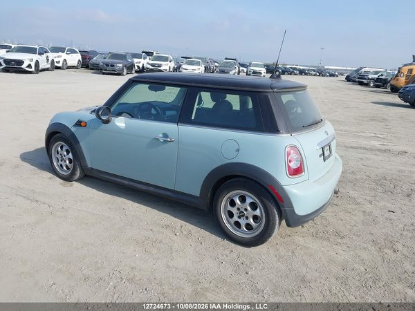 2012 MINI COOPER — I3