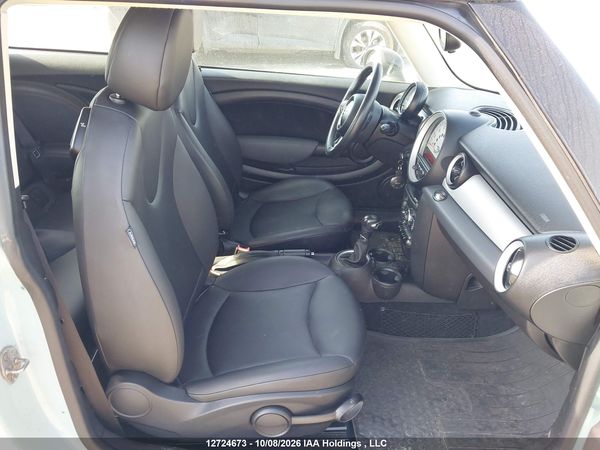 2012 MINI COOPER — I5